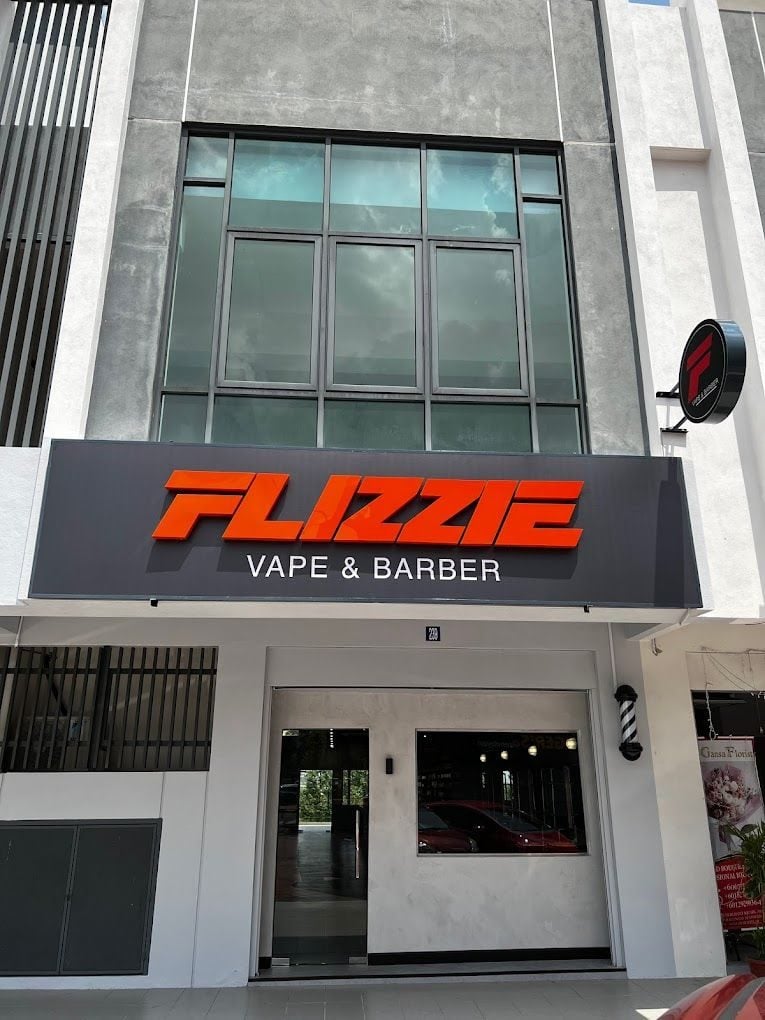 Flizzie Vape & Barber Sendayan – Vape Shop